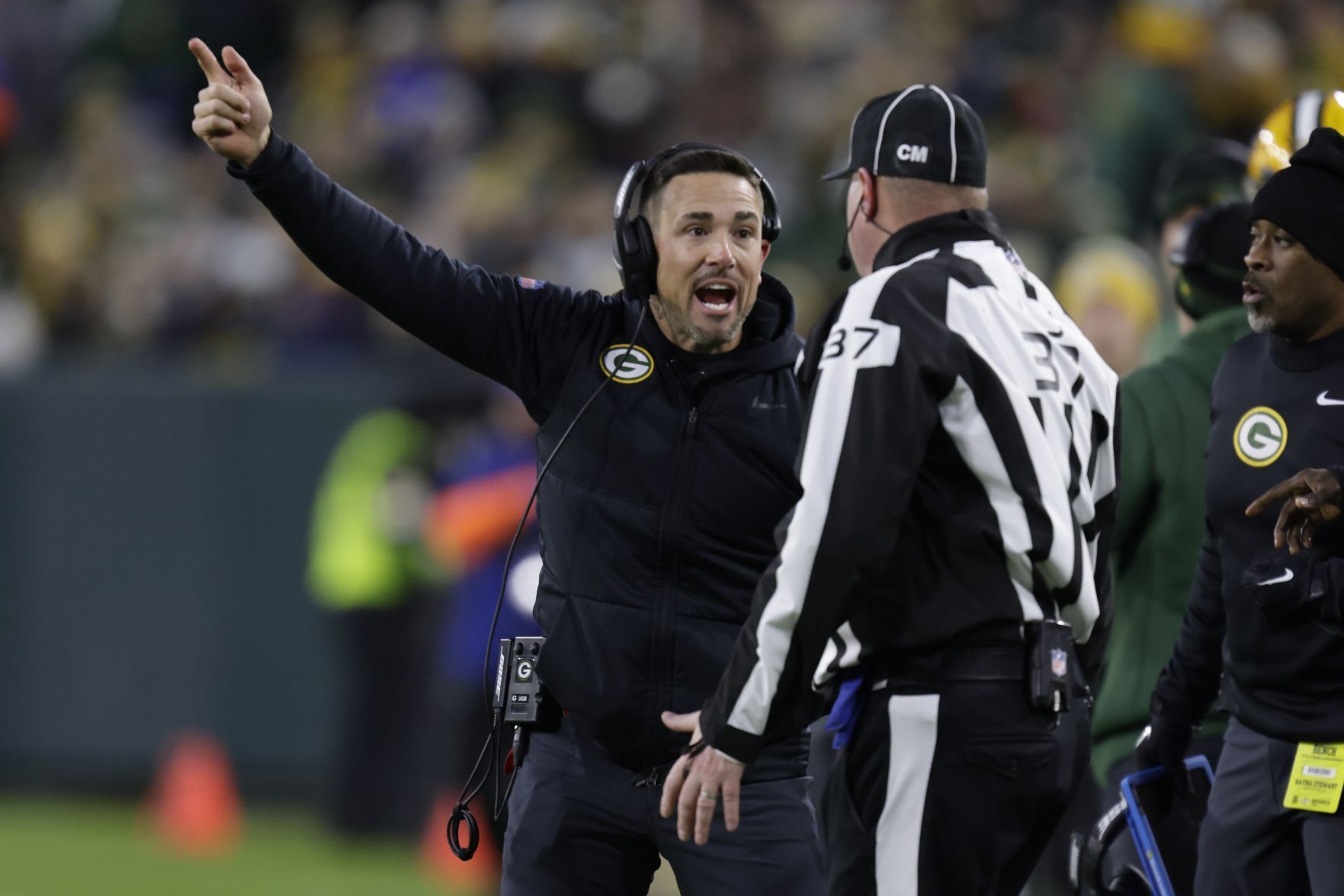 Rams Packers Football